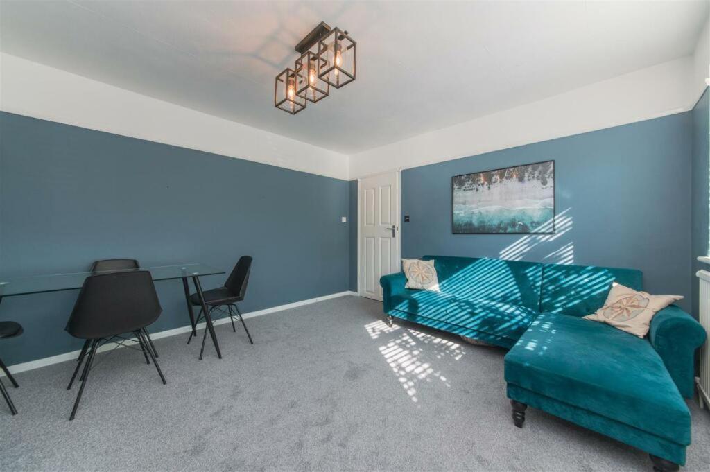 Vibrant & Stylish Mill Hill East Pad Apartment Hendon Bagian luar foto
